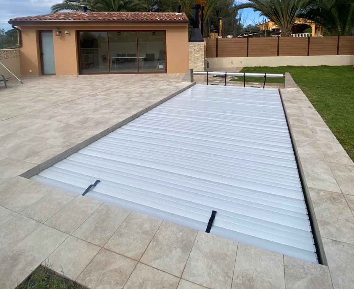 floating pool cover