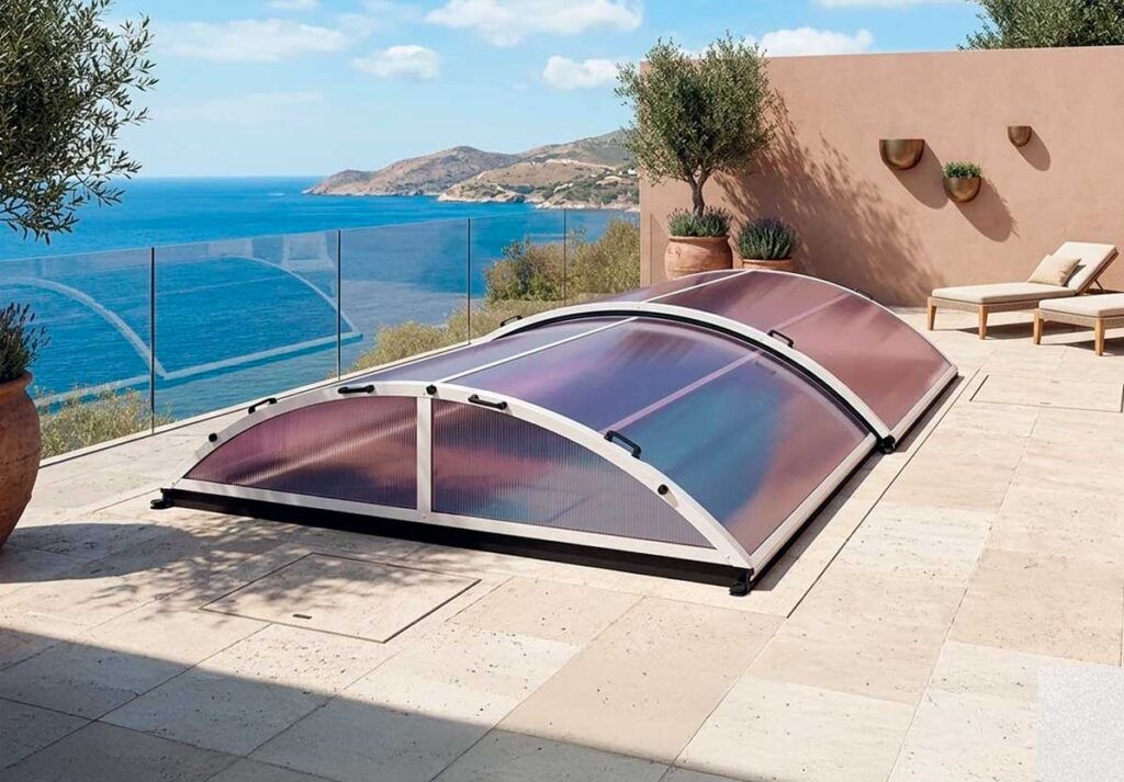 cubierta piscina pequeña