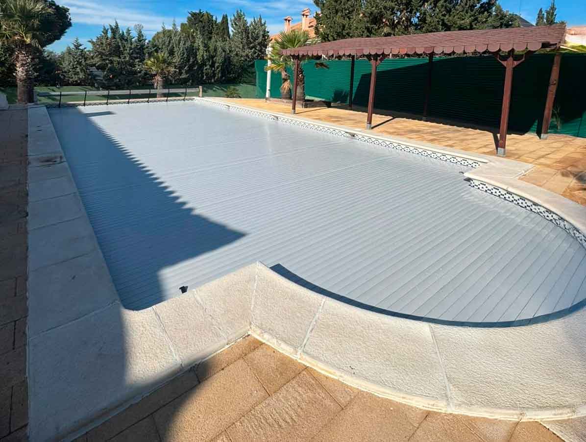 cubiertas de piscina eléctricas