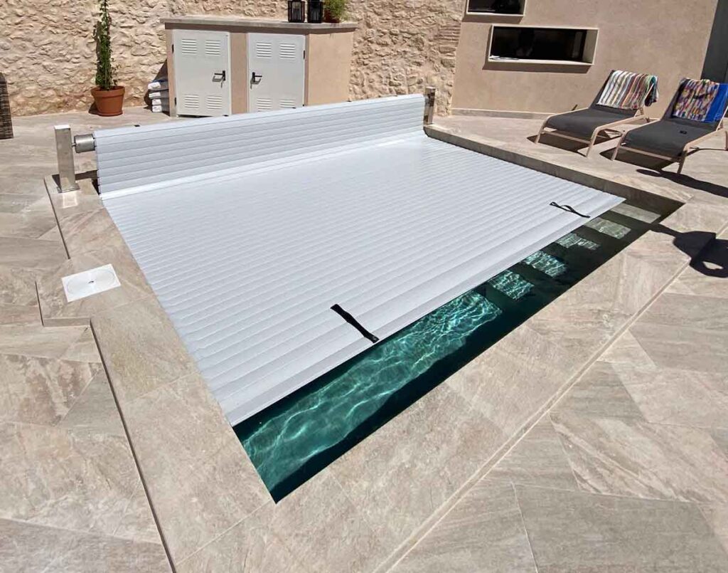 Cubierta automática piscina